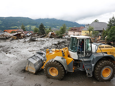 © APA/Markus Leodolter Von Muren überrollter Ort St. Lorenzen