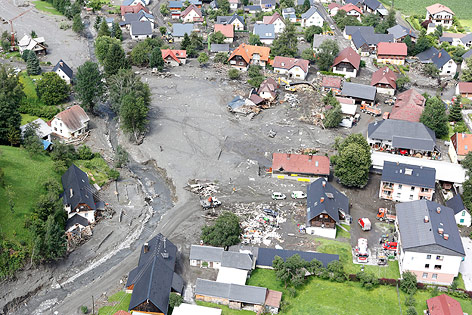 © APA/Markus Leodolter Luftaufnahme von St. Lorenzen im Paltental nach Murenabgang