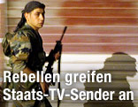 Patrollierende syrische Rebellen