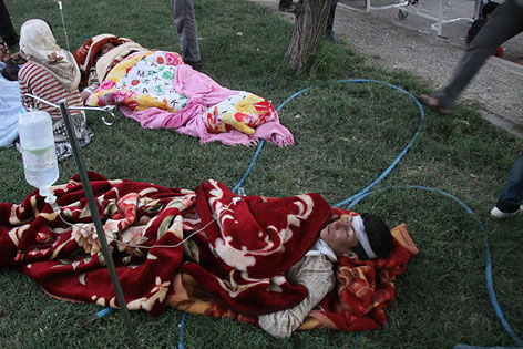 © AP/Kamel Rouhi Verletzte nach Erdbeben