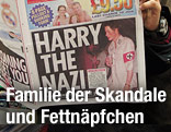 Zeitung mit Prinz Harry auf dem Titelbild und der Überschrift "Harry the nazi"