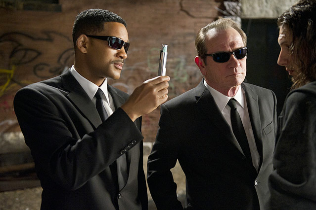 © Sony Pictures Will Smith und Tommy Lee Jones in "Men in Black III"