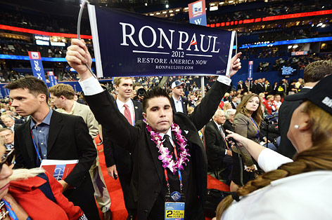 © APA/EPA/Justin Lane Ein Anhänger von ron Paul beim republikanischen Parteitag