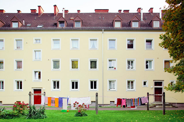 © NORDICO Stadtmuseum Linz Hartmayrsiedlung, Roth-Limanova-Straße, 2012