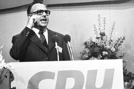 © AP Helmut Kohl 1973
