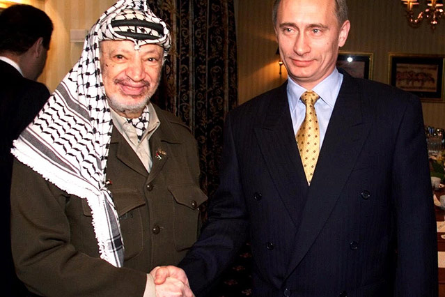 © AP/Lise Aserud, Pool Russlands Präsident Putin mit Yasser Arafat