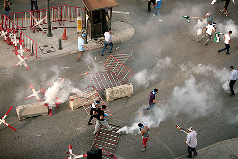 © AP/Maya Alleruzzo Krawalle in Beirut