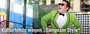 Musiker Psy performt "Gangnam Style"