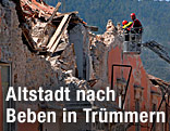 Hausschäden nach Erdbeben in L'Aquila
