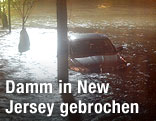 Überflutete Straße in New Jersey