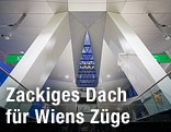 Blick auf das Rautendach des Wiener Hauptbahnhofs