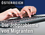 Hände auf Tastatur