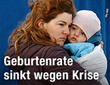 Frau mit Kleinkind