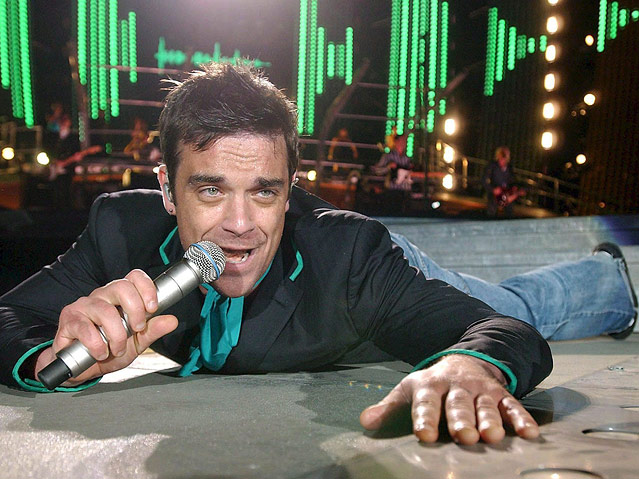 © APA/EPA/Mate Nandorfi Robbie Williams