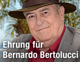 Der italienische Filmregisseur Bernardo Bertolucci
