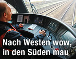 Blick auf eine Bahnstrecke aus einem Fahrerstand heraus