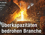 Fl&uuml;ssiger Stahl bei Verarbeitung