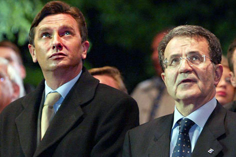 © APA/EPA/Voranc Vogel Borut Pahor mit Romano Prodi 2004