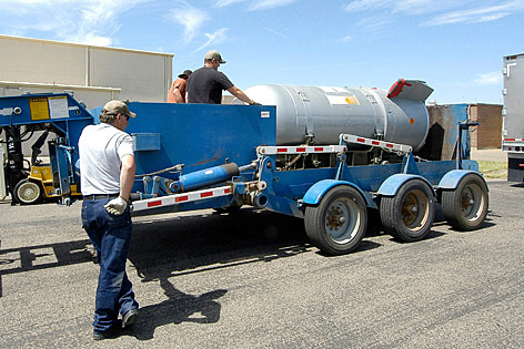 © Reuters/National Nuclear Security Administration B53-Atombombe auf einem Transportwagen