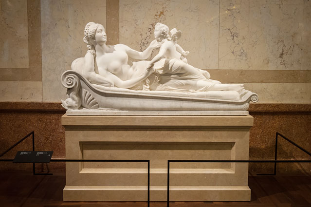 © ORF.at/Zita Köver Statue der Venus und des Amor