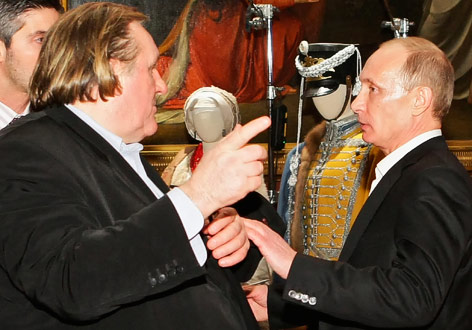 © Reuters/RIA Novosti Schauspieler Gerard Depardieu und Premier Putin