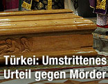 Der Sarg des ermordeten Priesters Luigi Padovese