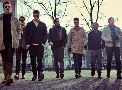 Die Band auf dem Weg durch Kopenhagen