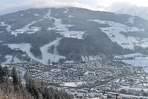 © APA/EPA/Barbara Gindl Übersicht über den Ort Schladming
