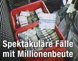 Schachtel voll Geld