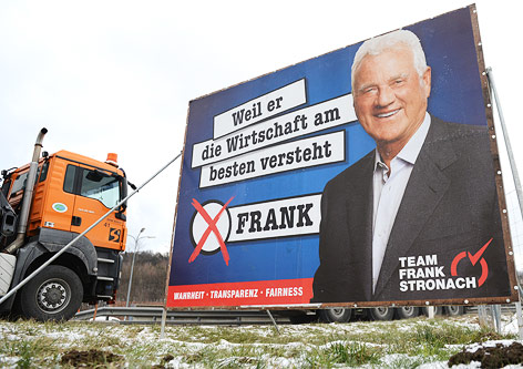© APA/Helmut Fohringer Team-Frank-Stronach-Wahlplakat in Niederösterreich