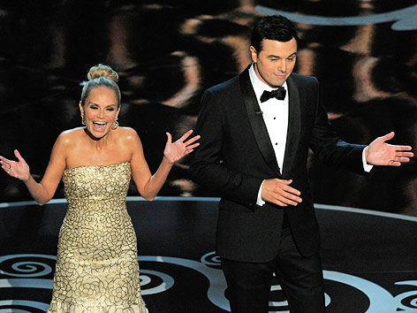 © APA/AP/Invision/Chris Pizzello Moderator Seth MacFarlane und Schauspielerin Kristin Chenoweth