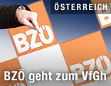 Hand und BZ&Ouml;-Logos