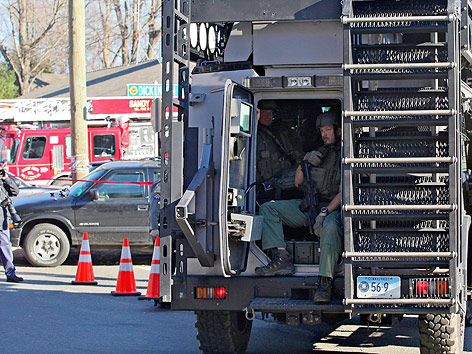 © APA/EPA/Jeff Spooner Polizeieinsatz in Newtown, Connecticut