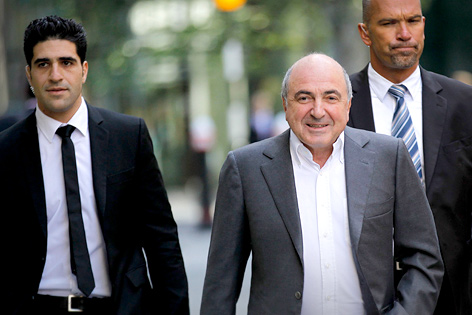 © AP/Sang Tan Boris Beresowski auf dem Weg zum Prozess gegen Roman Abramovich