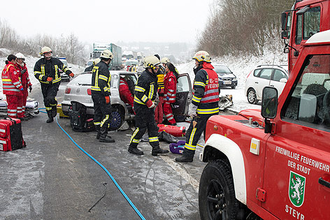 © APA/Foto-Kerschi.at Unfall auf der B309
