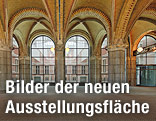 Säulengang im Amsterdamer Reichsmuseum mit Blick auf das Atrium