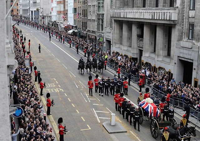 © Reuters/Rebecca Naden Trauerzug auf der Fleet Street