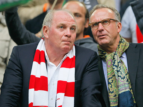 © Reuters/Wolfgang Rattay Bayern-Präsident Uli Hoeneß und CEO Karlheinz Rummenigge