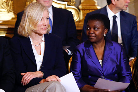© Reuters/ Remo Casilli Josefa Idem (Sportministerin) und Cecile Kyenge (Integrationsministerin)