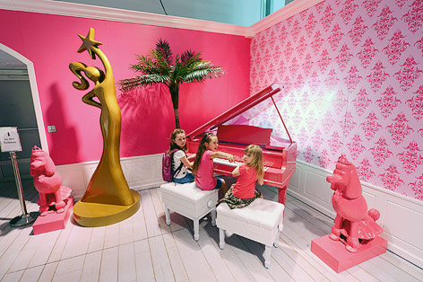 © APA/dpa/Jens Kalaene Barbie-Haus
