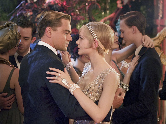 © Courtesy of Warner Bros. Pictures Filmszene aus "Der Große Gatsby", Carey Mulligan als Daisy Buchanan und Leonardo DiCaprio als Jay Gatsby