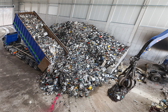 © ORF.at/Christian Öser Recyclingbetrieb Müller-Guttenbrunn in Amstetten