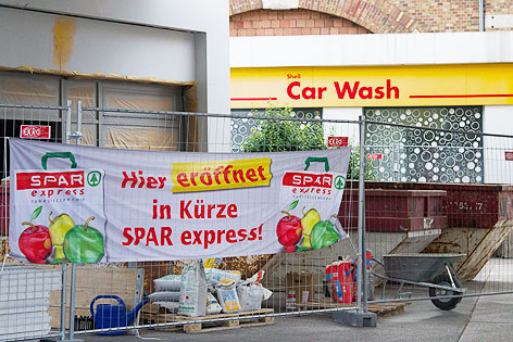 © ORF.at/Doris Rauh Baustelle eines Spar Express Shops an einer Shell Tankstelle