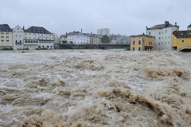 © APA/Johannes Markovsky Hochwasser in Steyr