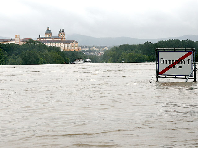 © Reuters/Leonhard Foeger Hochwasser bei Melk