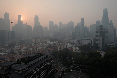 © AP/Joseph Nair Sonnenuntergang über Singapur