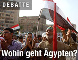Demonstrierende mit Ägypten-Fahne