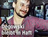 Geiselnehmer Dieter Degowski mit Waffe