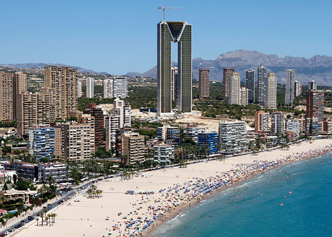 © Reuters/Heino Kalis Das noch im Bau befindliche InTempo-Projekt in Alicante, Spanien