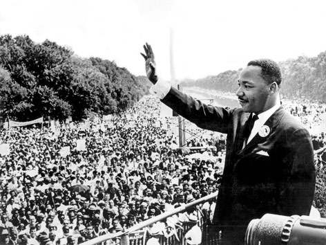 © Picturedesk.com/United Archives Martin Luther King vor Menschenmenge in Washington, 1963
